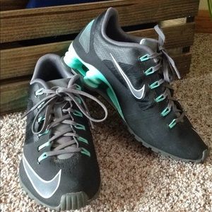 Women's Nike Shox Shoes 8.5